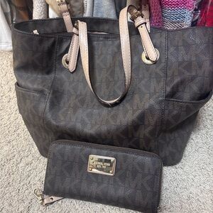 Michael Kors Black and Tan Tote with Structured Design
